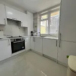 Chic & Modern 1-Bedroom Apartment In Prime Mayfair H2